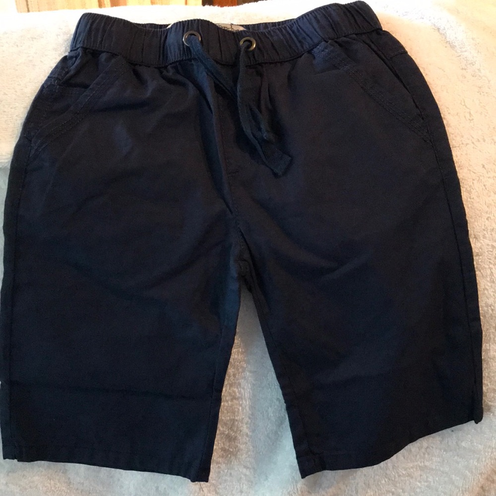 Lazy boy shorts size 4